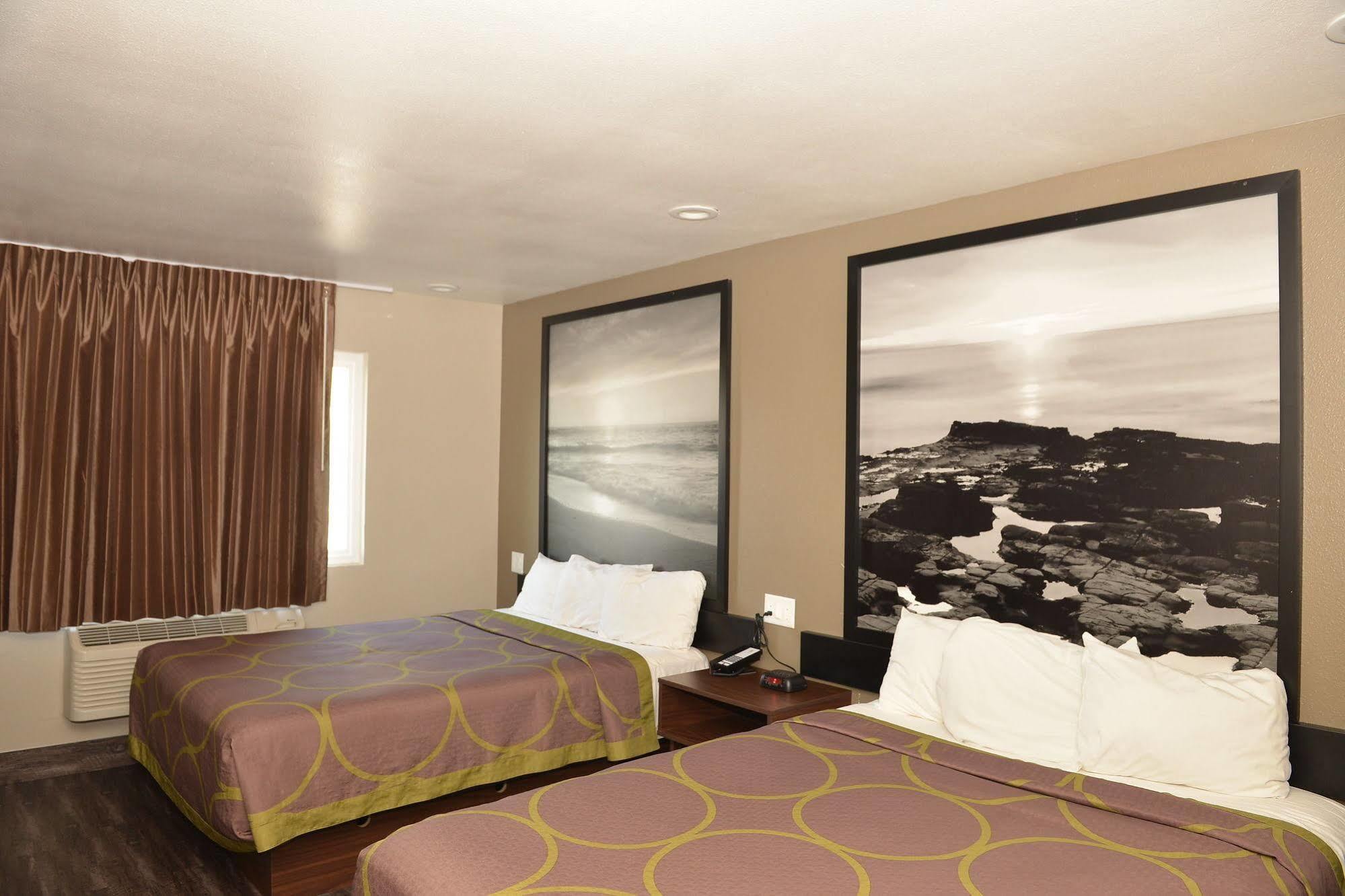 Super 8 By Wyndham San Diego/Imperial Beach Exteriör bild